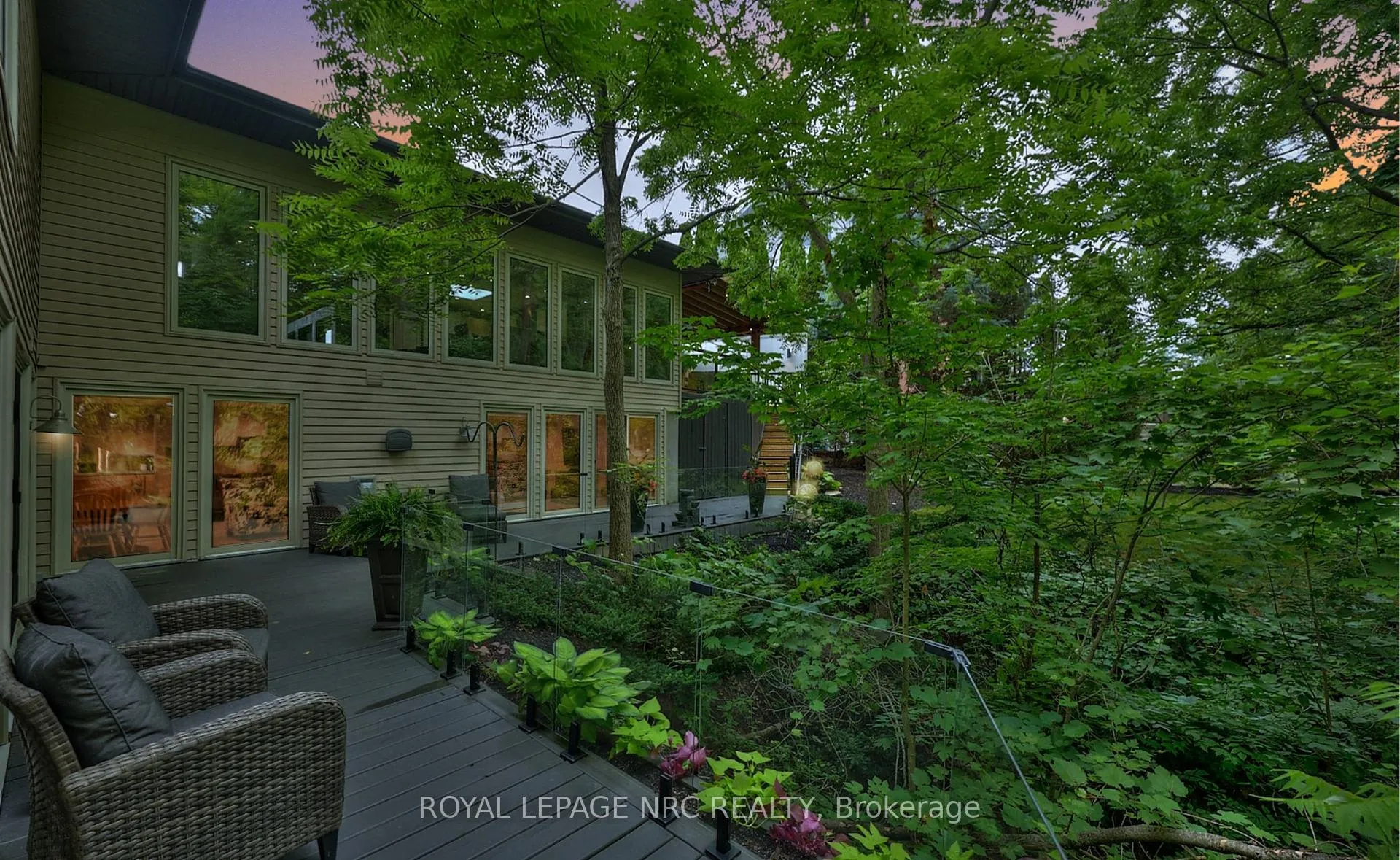 Photo 43 of 16 Nadine Crescent, St. Catharines, Grapeview — HOMEH