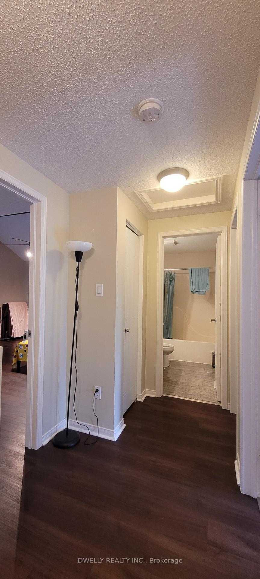 Photo 8 of 805 Fairway Crescent, Kitchener — HOMEH