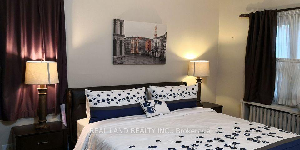 Photo 14 of 5903 Delaware Street, Niagara Falls, Dorchester — HOMEH