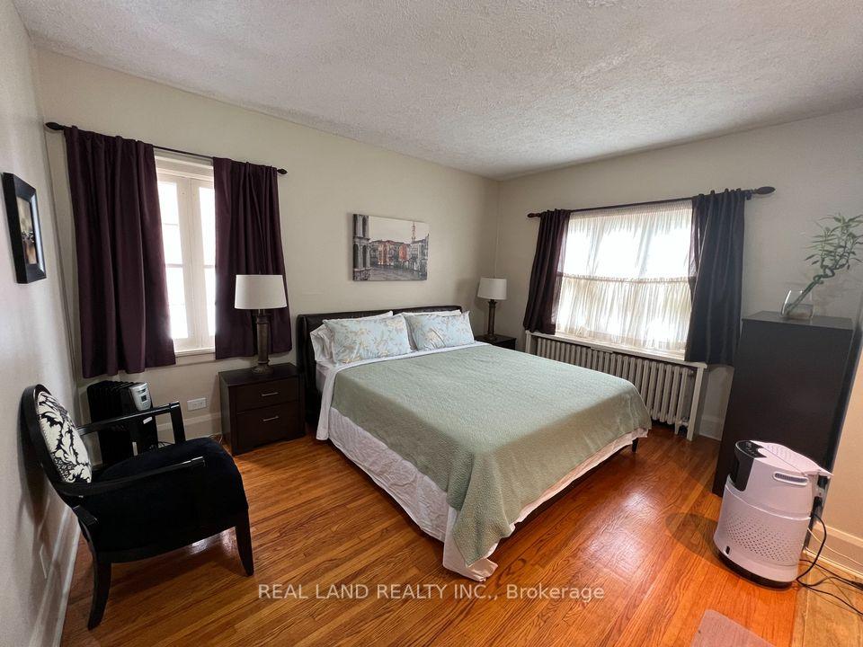 Photo 15 of 5903 Delaware Street, Niagara Falls, Dorchester — HOMEH