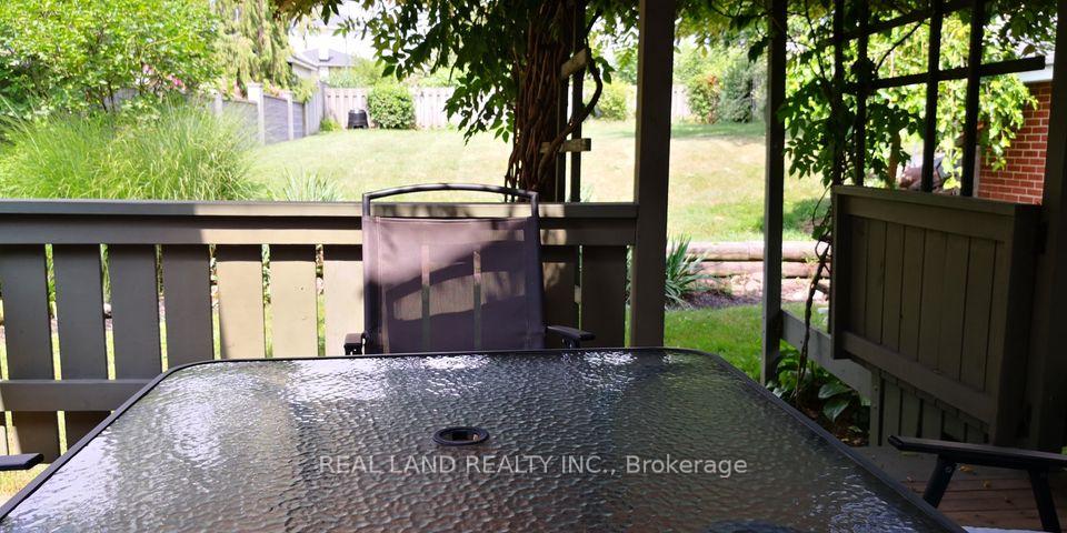 Photo 18 of 5903 Delaware Street, Niagara Falls, Dorchester — HOMEH
