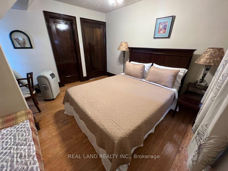 Photo 20 of 5903 Delaware Street, Niagara Falls, Dorchester — HOMEH