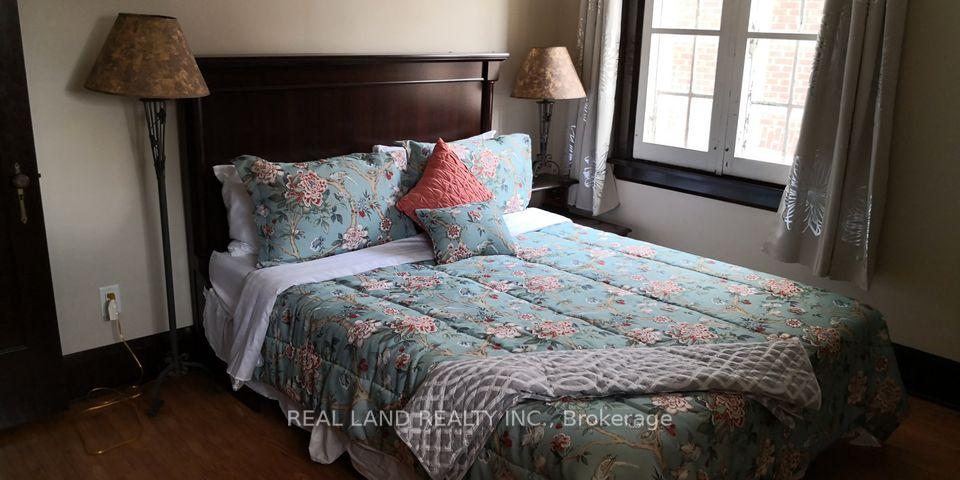 Photo 21 of 5903 Delaware Street, Niagara Falls, Dorchester — HOMEH