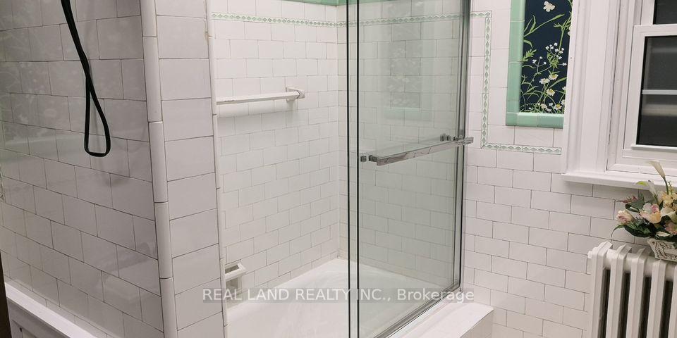 Photo 24 of 5903 Delaware Street, Niagara Falls, Dorchester — HOMEH