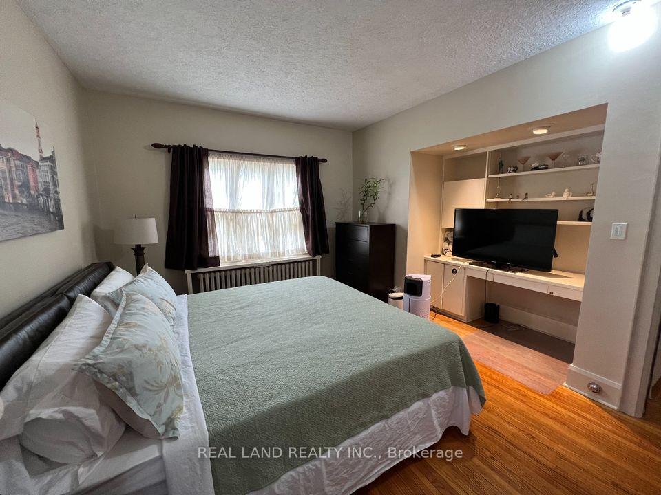 Photo 27 of 5903 Delaware Street, Niagara Falls, Dorchester — HOMEH