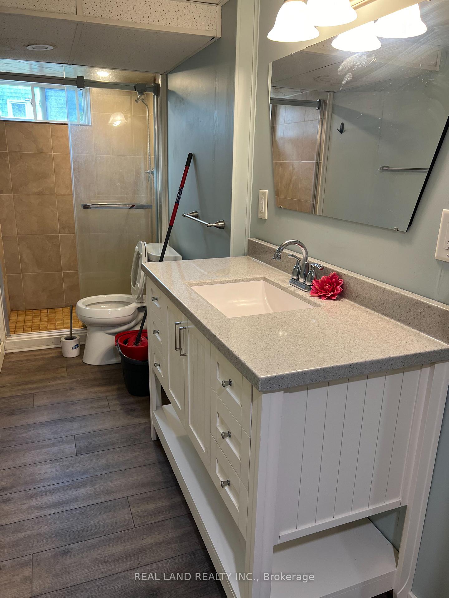 Photo 31 of 5903 Delaware Street, Niagara Falls, Dorchester — HOMEH