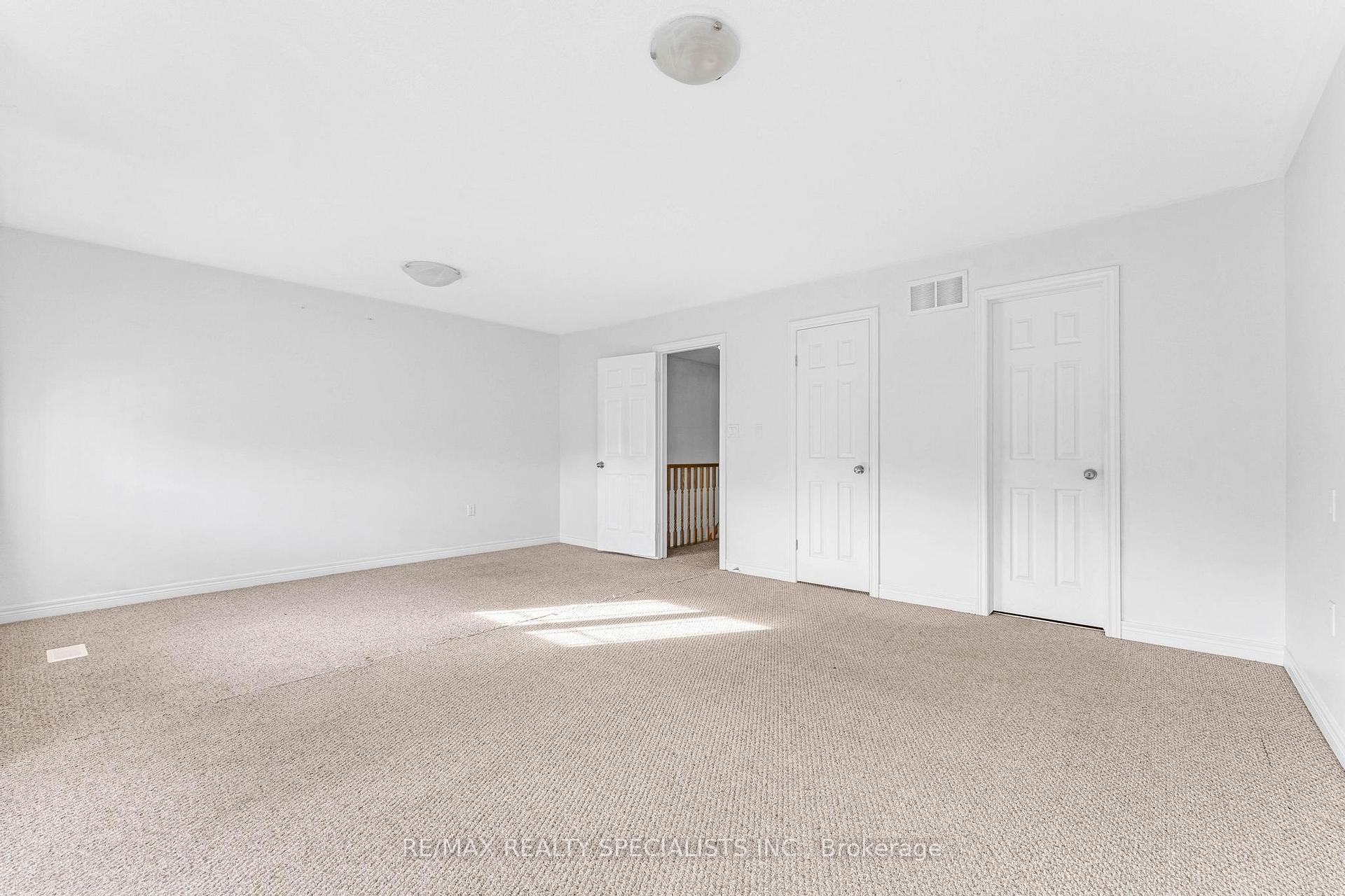 Photo 21 of 264 Pinehill Drive, Hamilton, Hannon — HOMEH