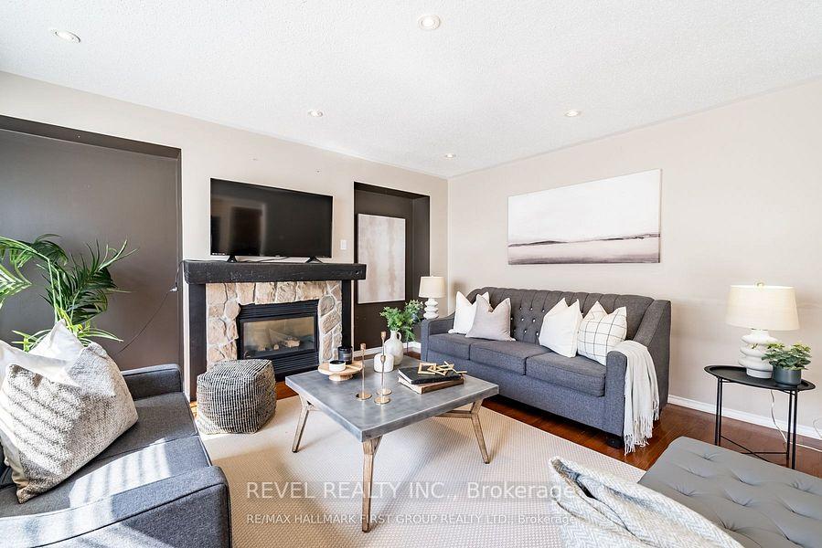 Photo 13 of 77 Ashbury Boulevard, Ajax, South East — HOMEH