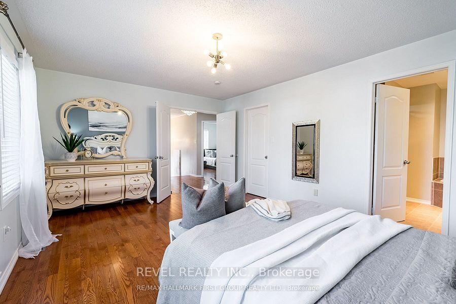 Photo 18 of 77 Ashbury Boulevard, Ajax, South East — HOMEH