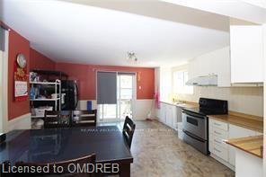 Photo 14 of 501 Queensdale Avenue E, Hamilton, Eastmount — HOMEH