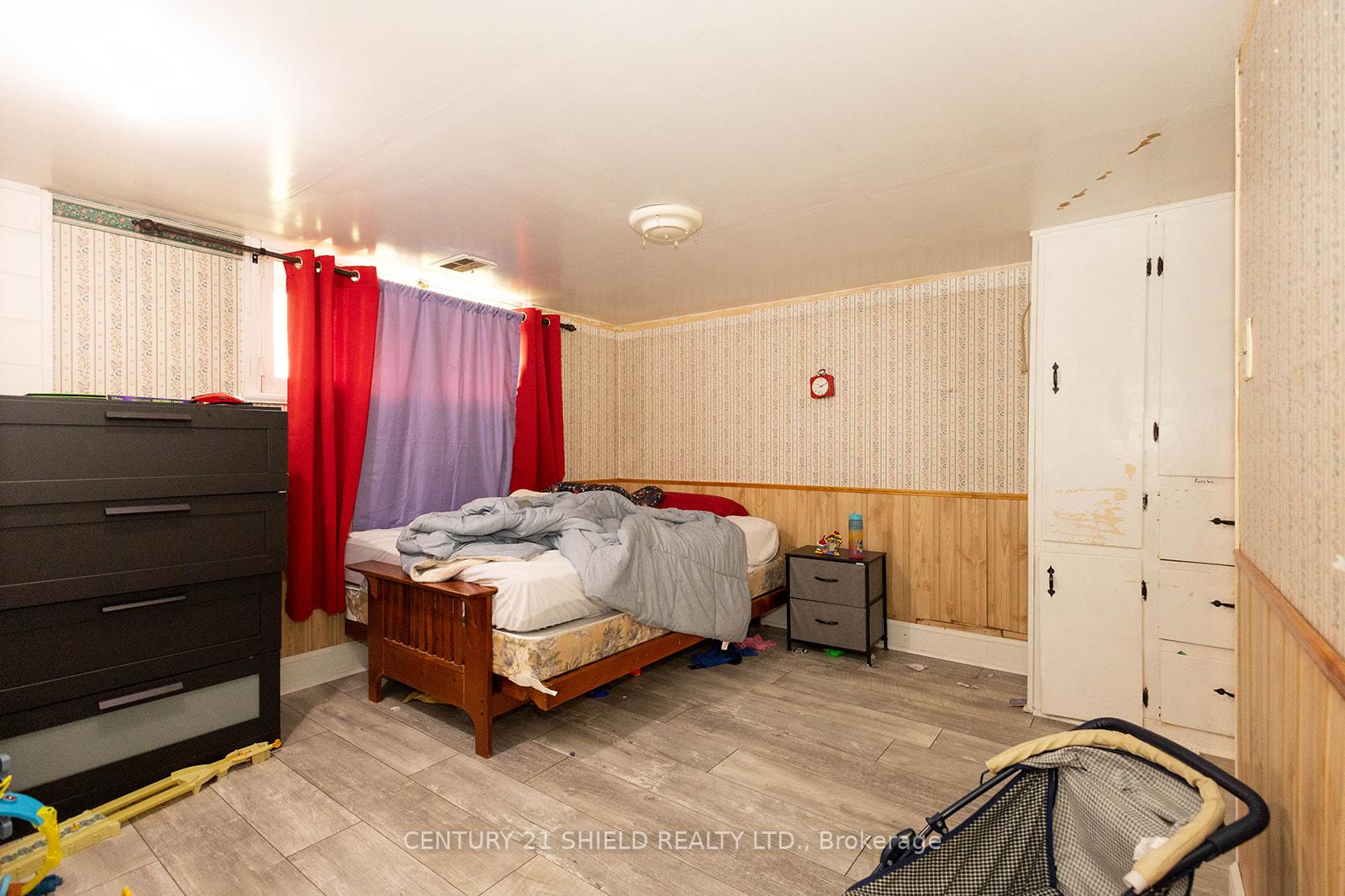 Photo 14 of 1003 Leonard Avenue, Cornwall — HOMEH