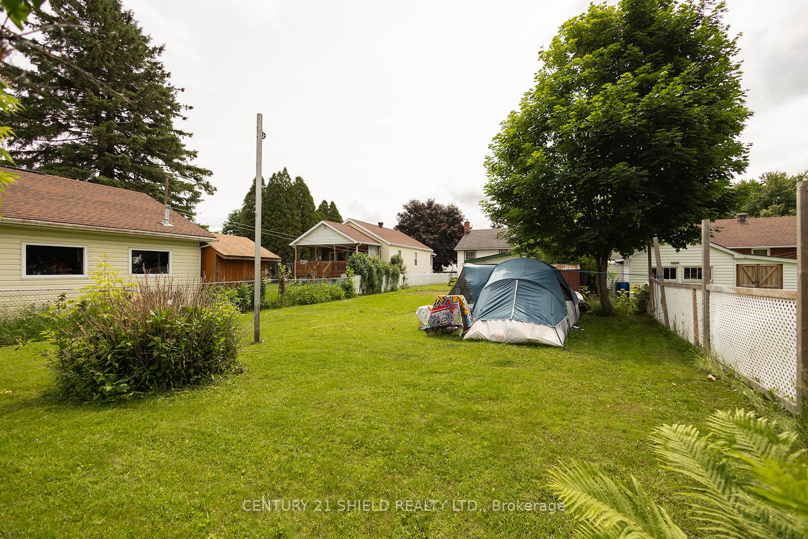 Photo 28 of 1003 Leonard Avenue, Cornwall — HOMEH