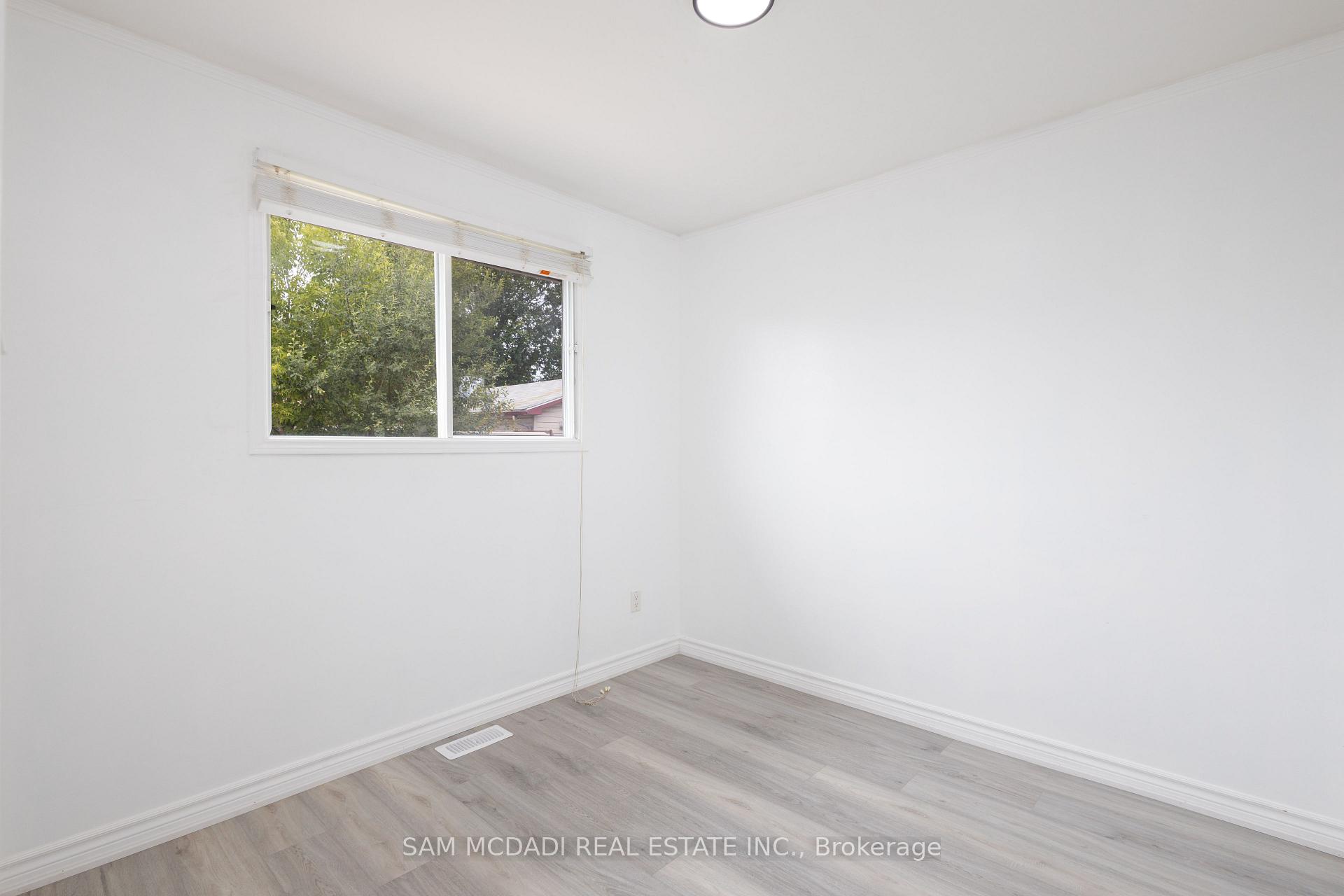 Photo 14 of 160 Commercial Street, Welland, Lincoln/Crowland — HOMEH