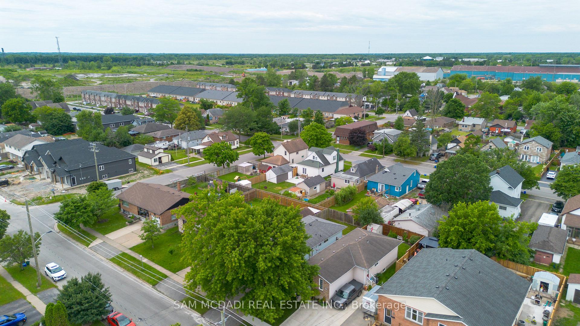 Photo 20 of 160 Commercial Street, Welland, Lincoln/Crowland — HOMEH