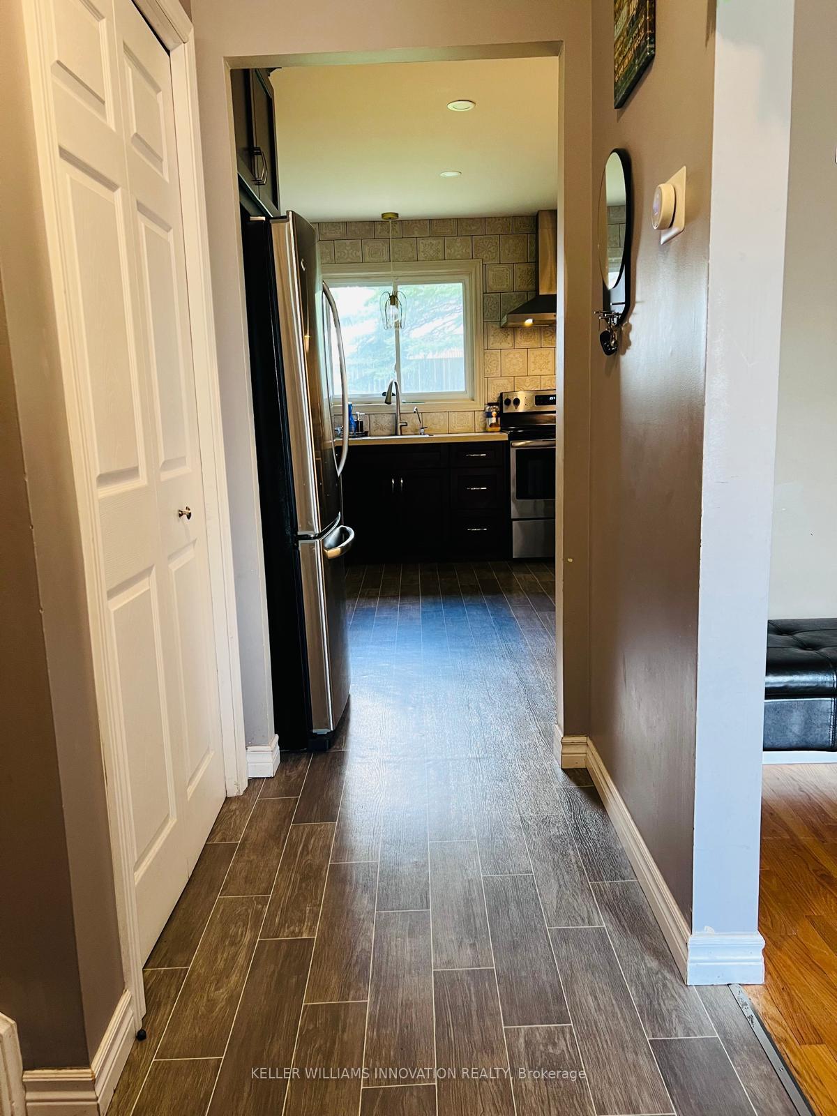 Photo 8 of Unit UPPER, 4 Glen Avon Crescent, Kitchener — HOMEH