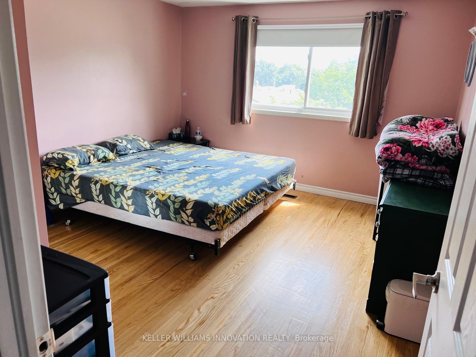 Photo 10 of Unit UPPER, 4 Glen Avon Crescent, Kitchener — HOMEH