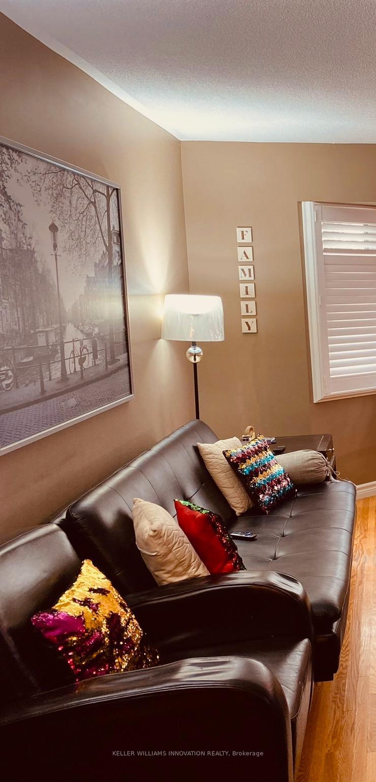 Photo 14 of Unit UPPER, 4 Glen Avon Crescent, Kitchener — HOMEH