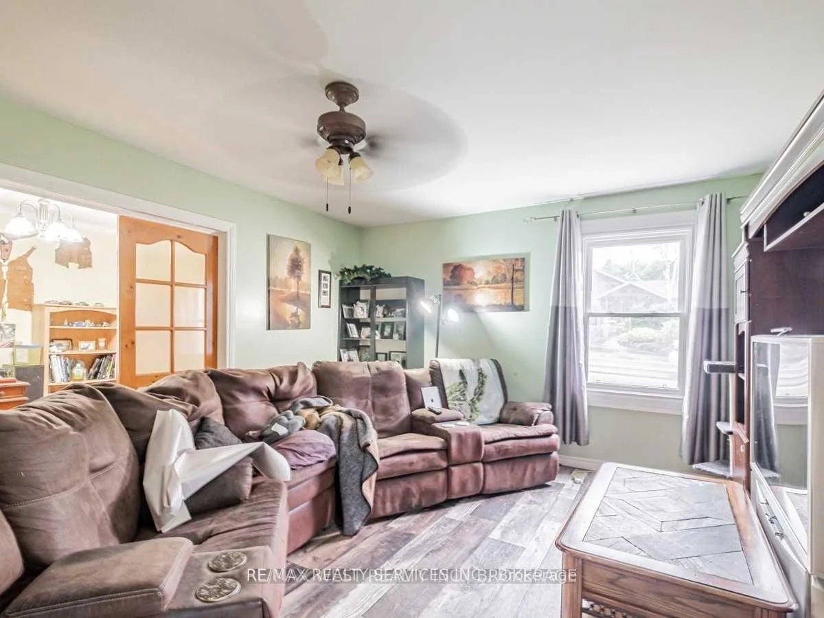 Photo 6 of 2901 Charleston Side Road, Caledon, Caledon Village — HOMEH