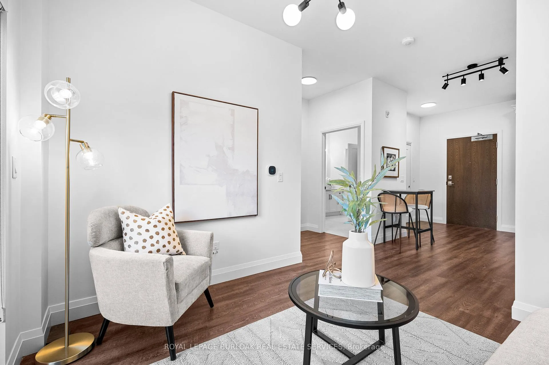 Photo 10 of Unit 111, 30 Hamilton Street S, Hamilton, Waterdown — HOMEH