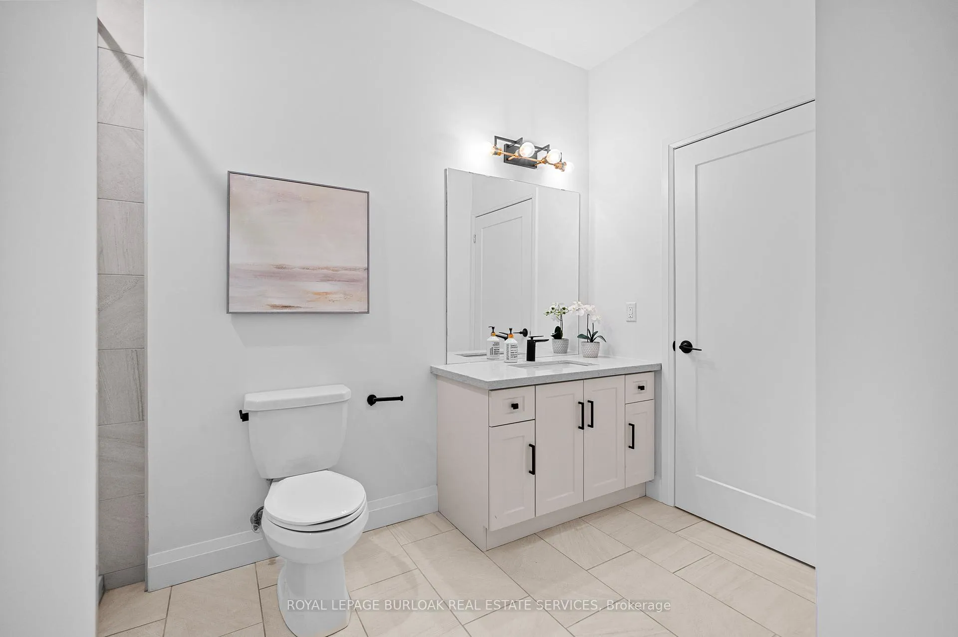 Photo 15 of Unit 111, 30 Hamilton Street S, Hamilton, Waterdown — HOMEH