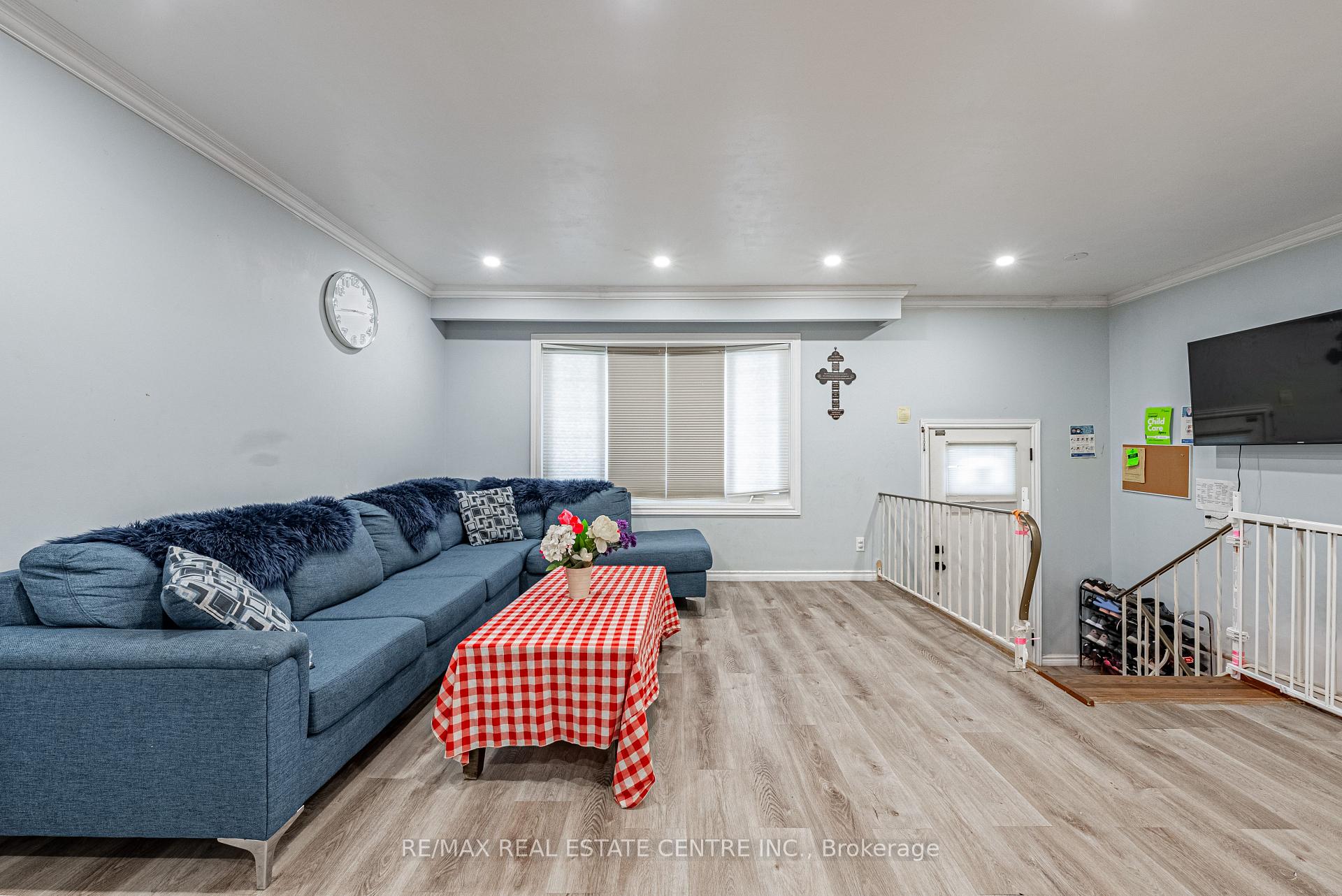 Photo 6 of 228 Ingleside Place, Kitchener — HOMEH