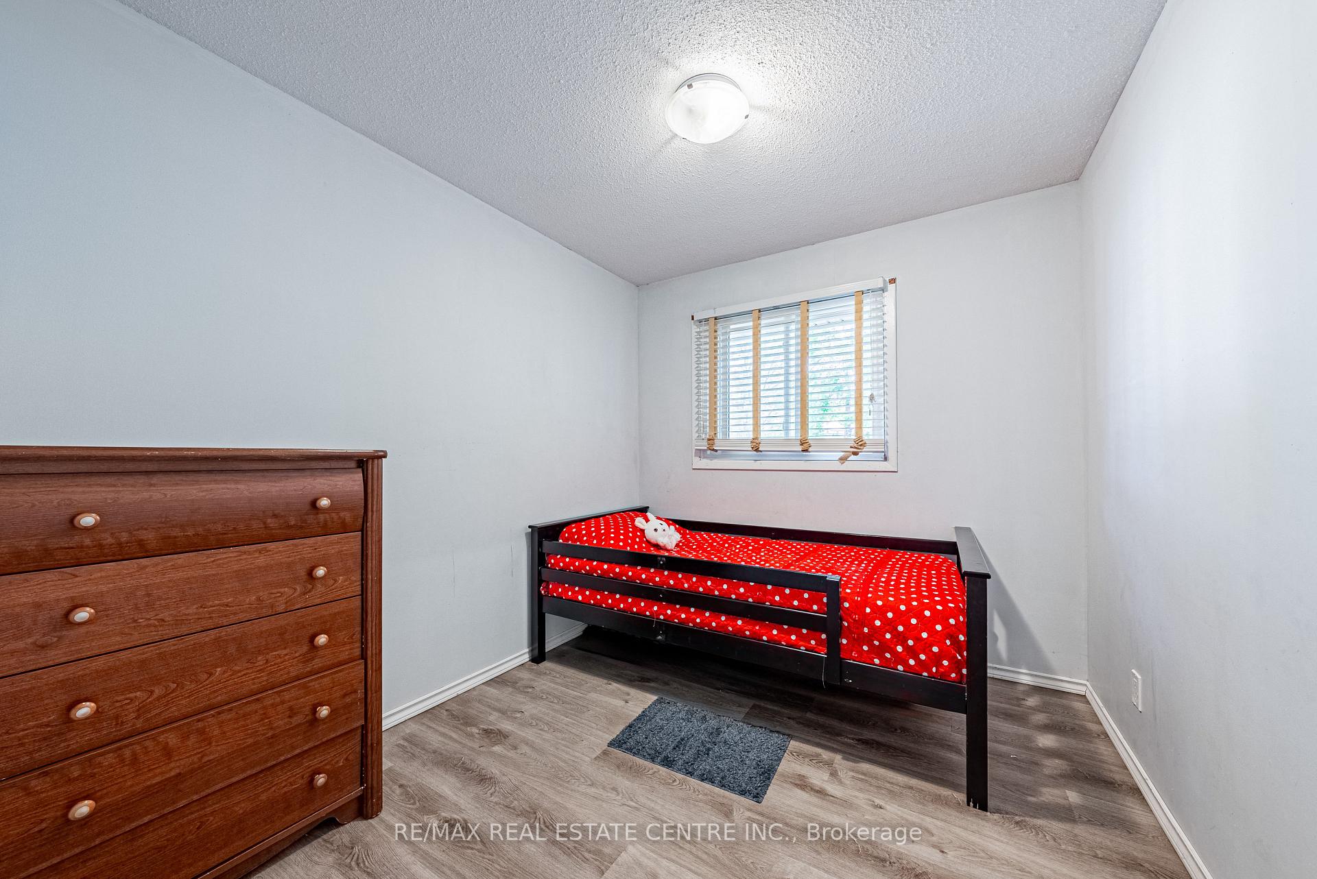 Photo 13 of 228 Ingleside Place, Kitchener — HOMEH