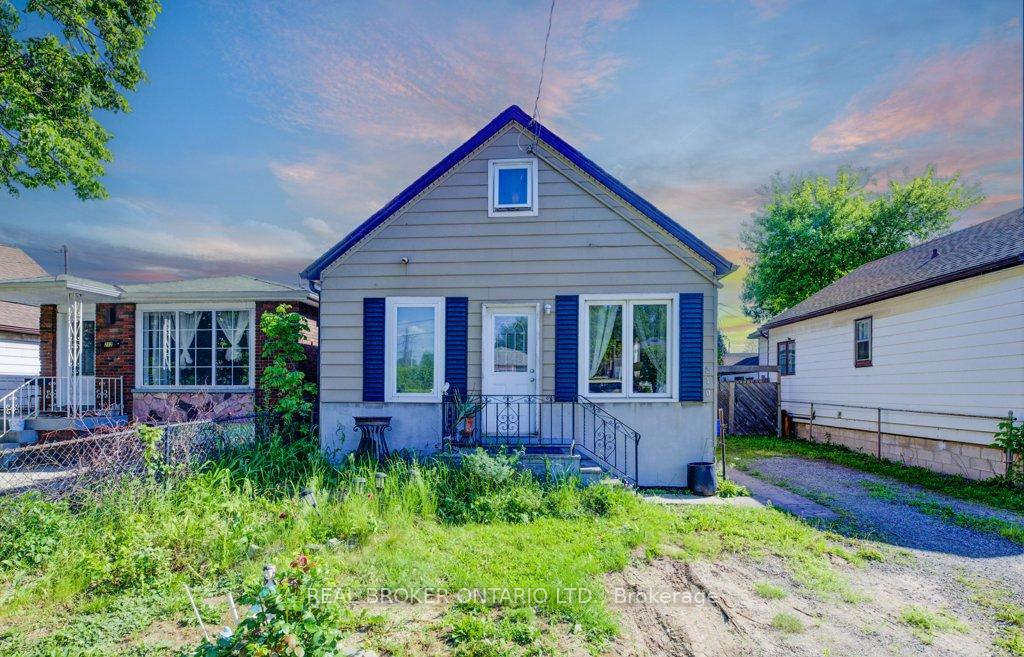 Photo 2 of 210 Grace Avenue, Hamilton, Parkview — HOMEH