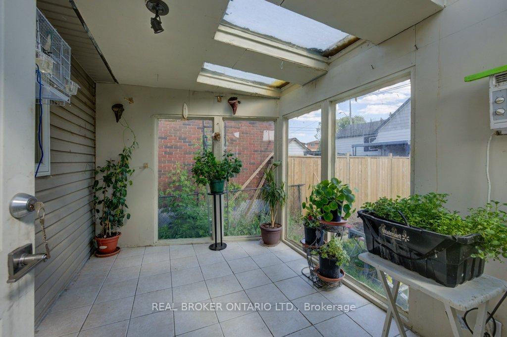 Photo 23 of 210 Grace Avenue, Hamilton, Parkview — HOMEH