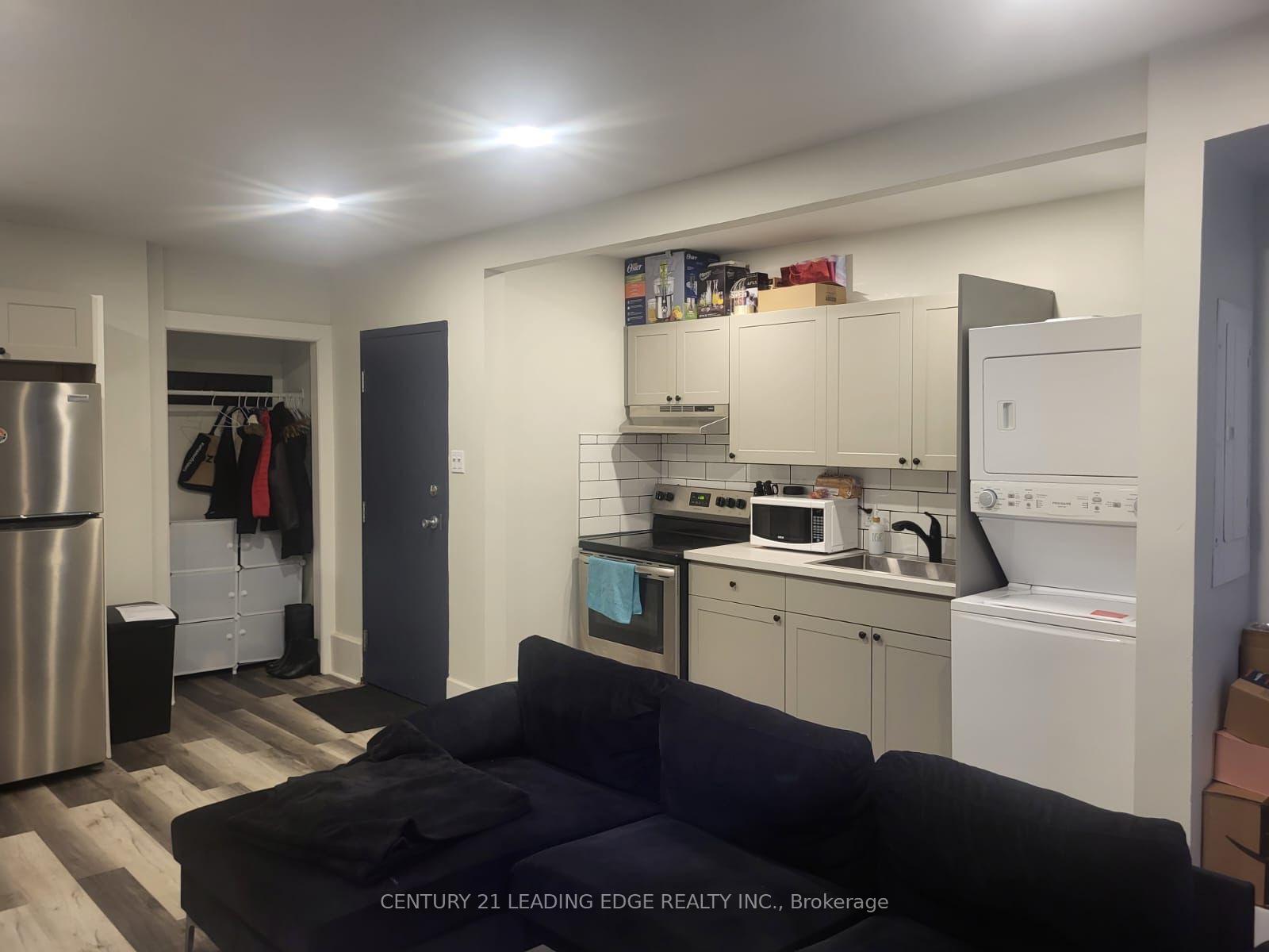 Photo 2 of Unit Apt 2, 316-318 Front Street, Belleville, Belleville Ward — HOMEH