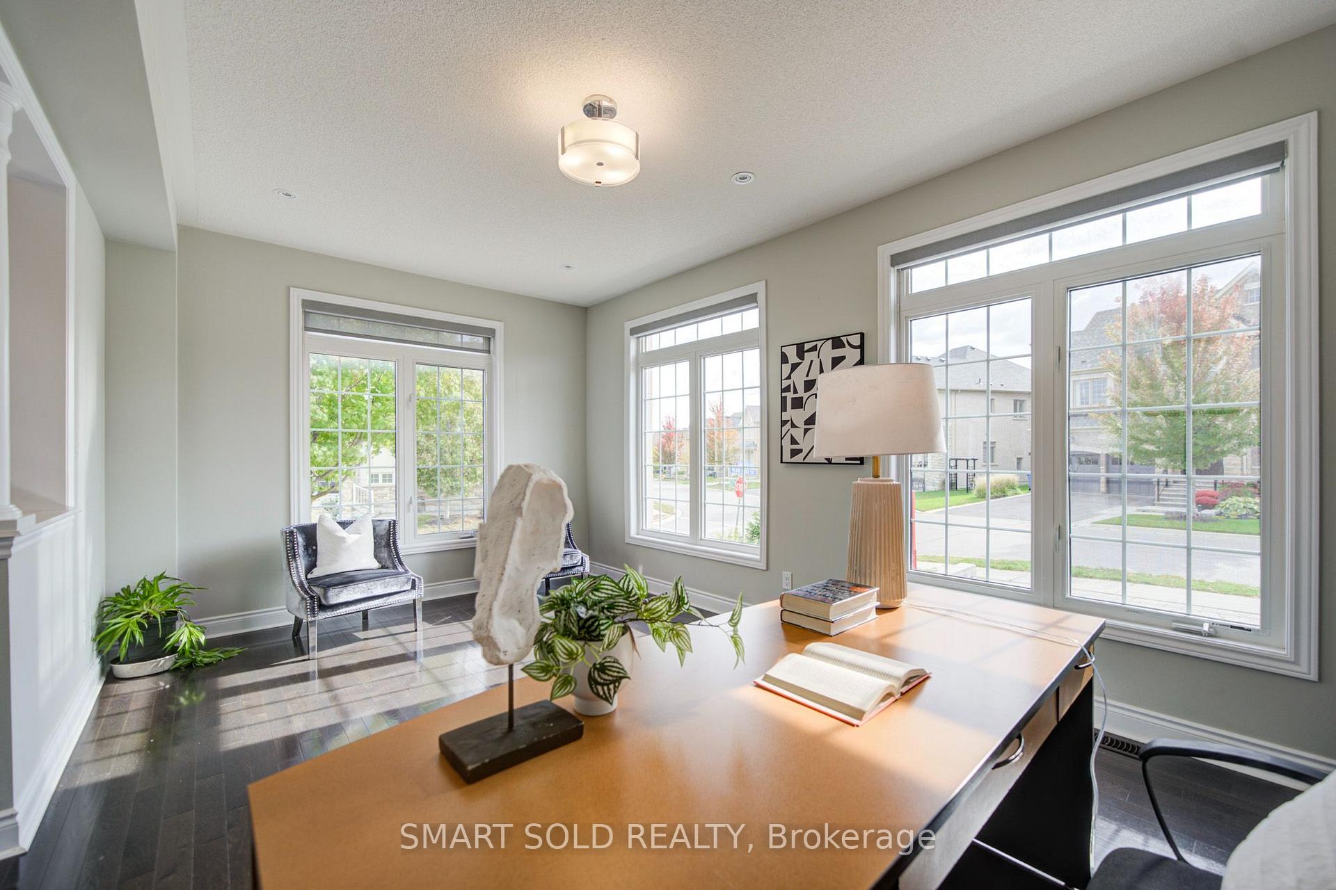 Photo 11 of 982 Wilbur Pipher Circle, Newmarket, Stonehaven-Wyndham — HOMEH