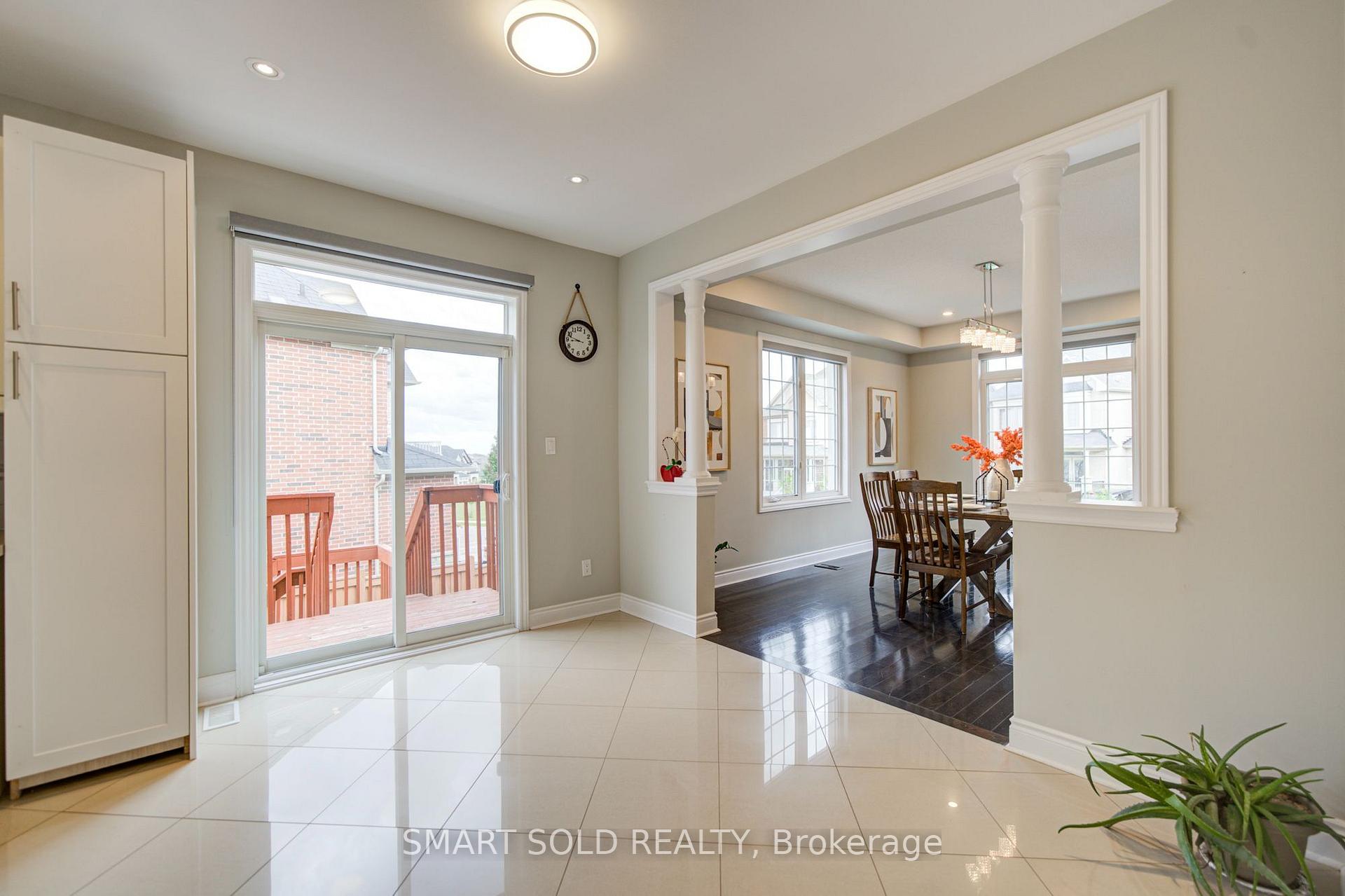 Photo 14 of 982 Wilbur Pipher Circle, Newmarket, Stonehaven-Wyndham — HOMEH