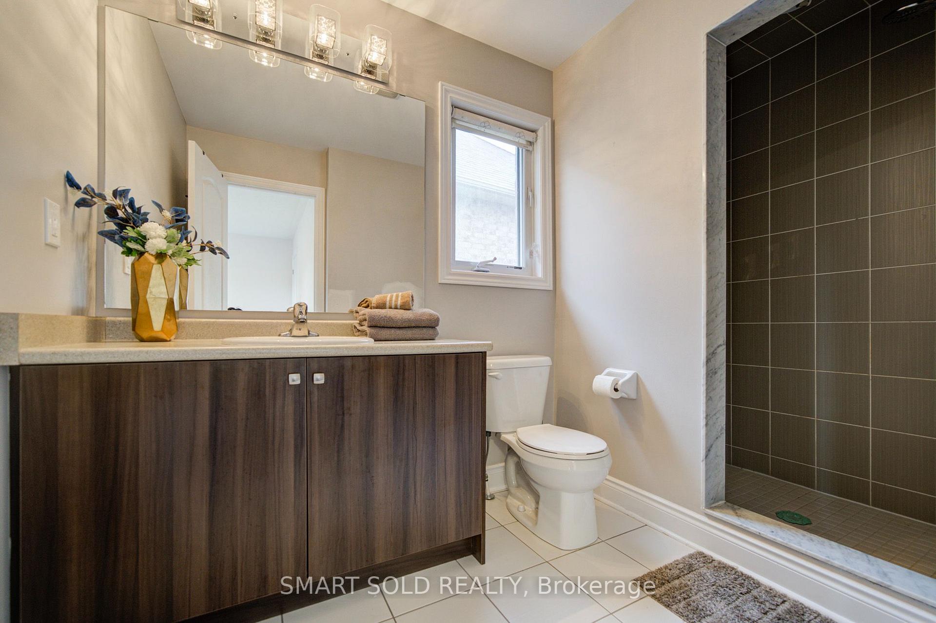 Photo 31 of 982 Wilbur Pipher Circle, Newmarket, Stonehaven-Wyndham — HOMEH