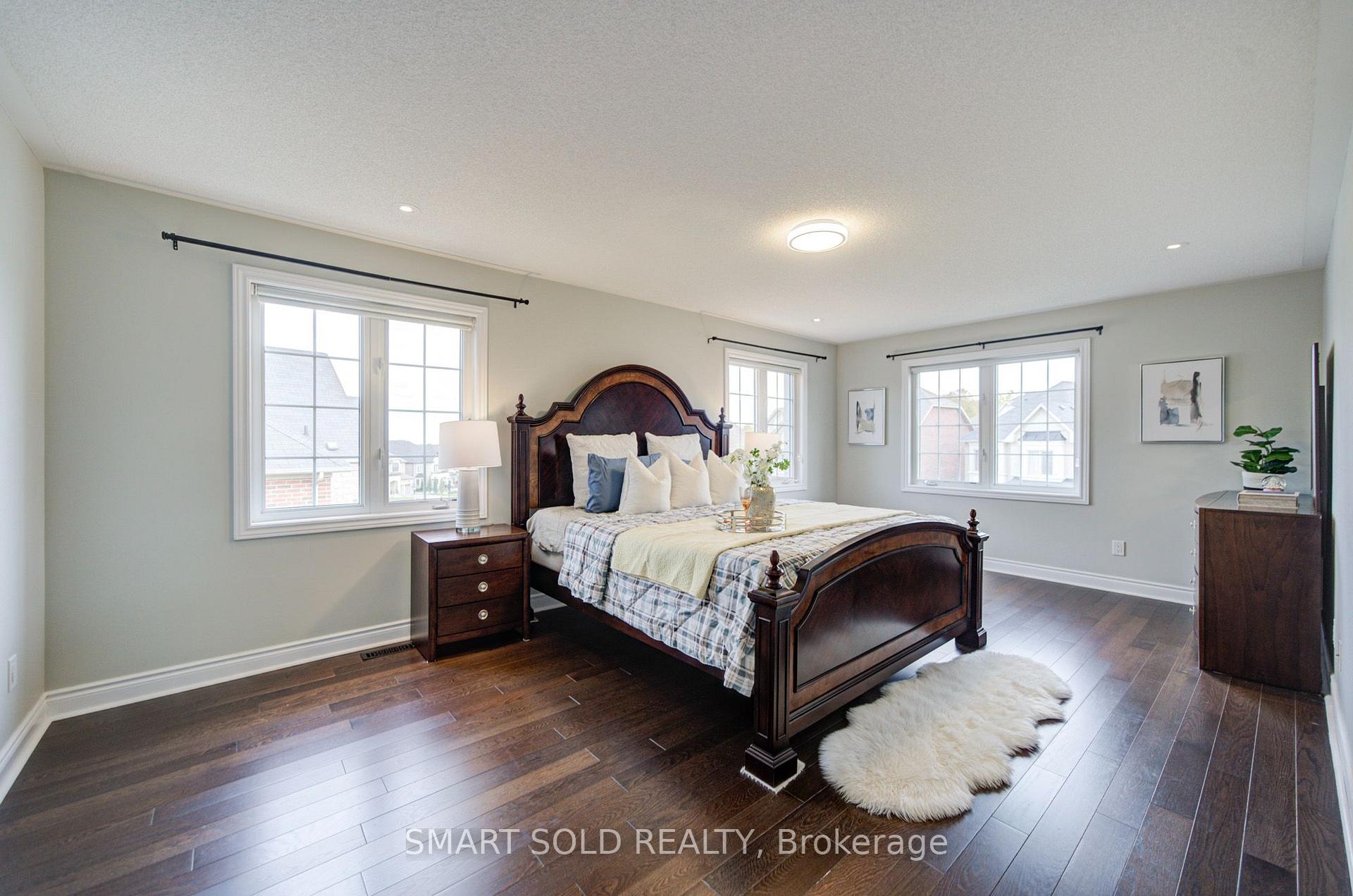 Photo 21 of 982 Wilbur Pipher Circle, Newmarket, Stonehaven-Wyndham — HOMEH