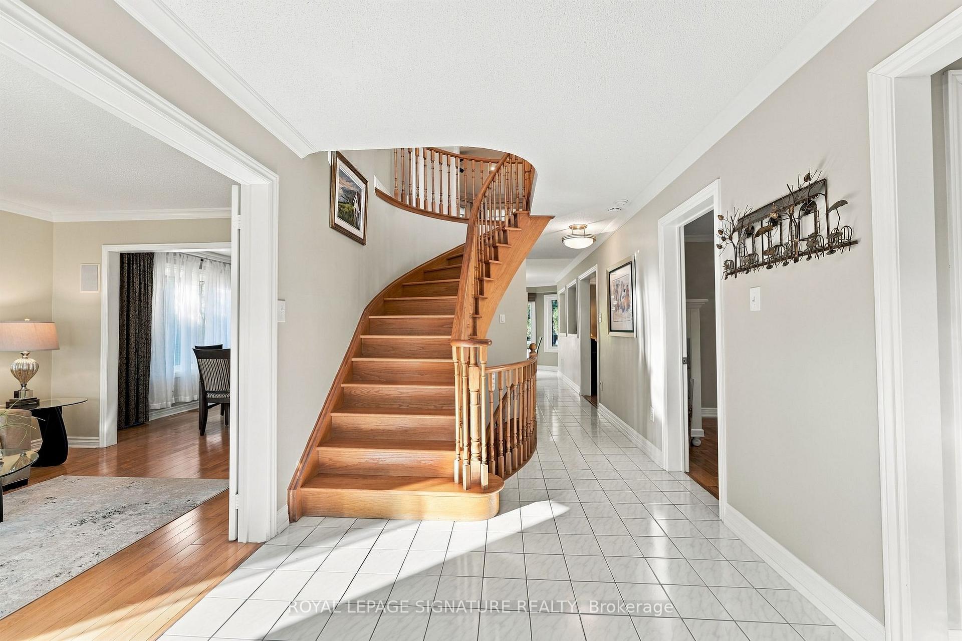 Photo 4 of 408 McCaffrey Road, Newmarket, Glenway Estates — HOMEH