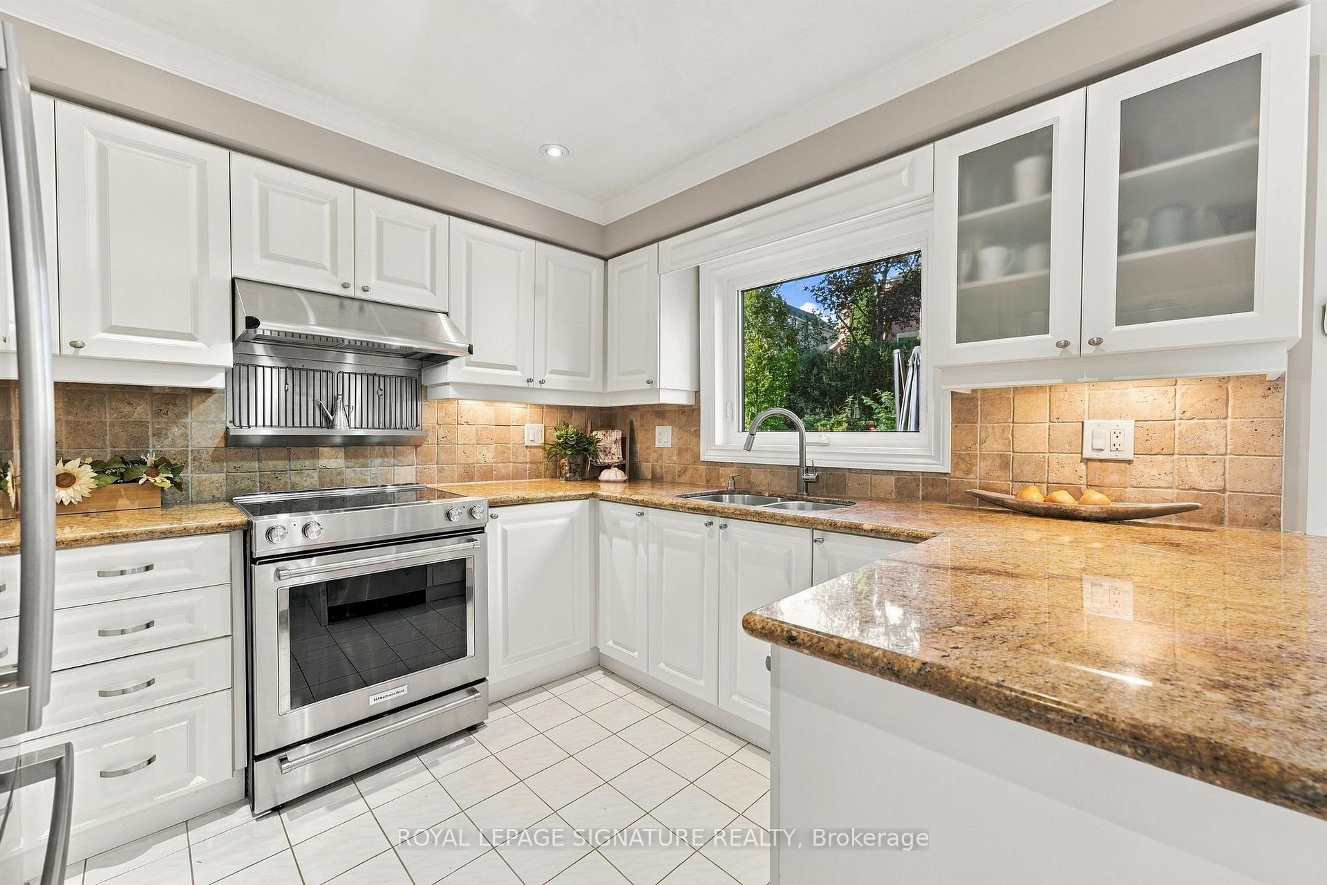 Photo 14 of 408 McCaffrey Road, Newmarket, Glenway Estates — HOMEH