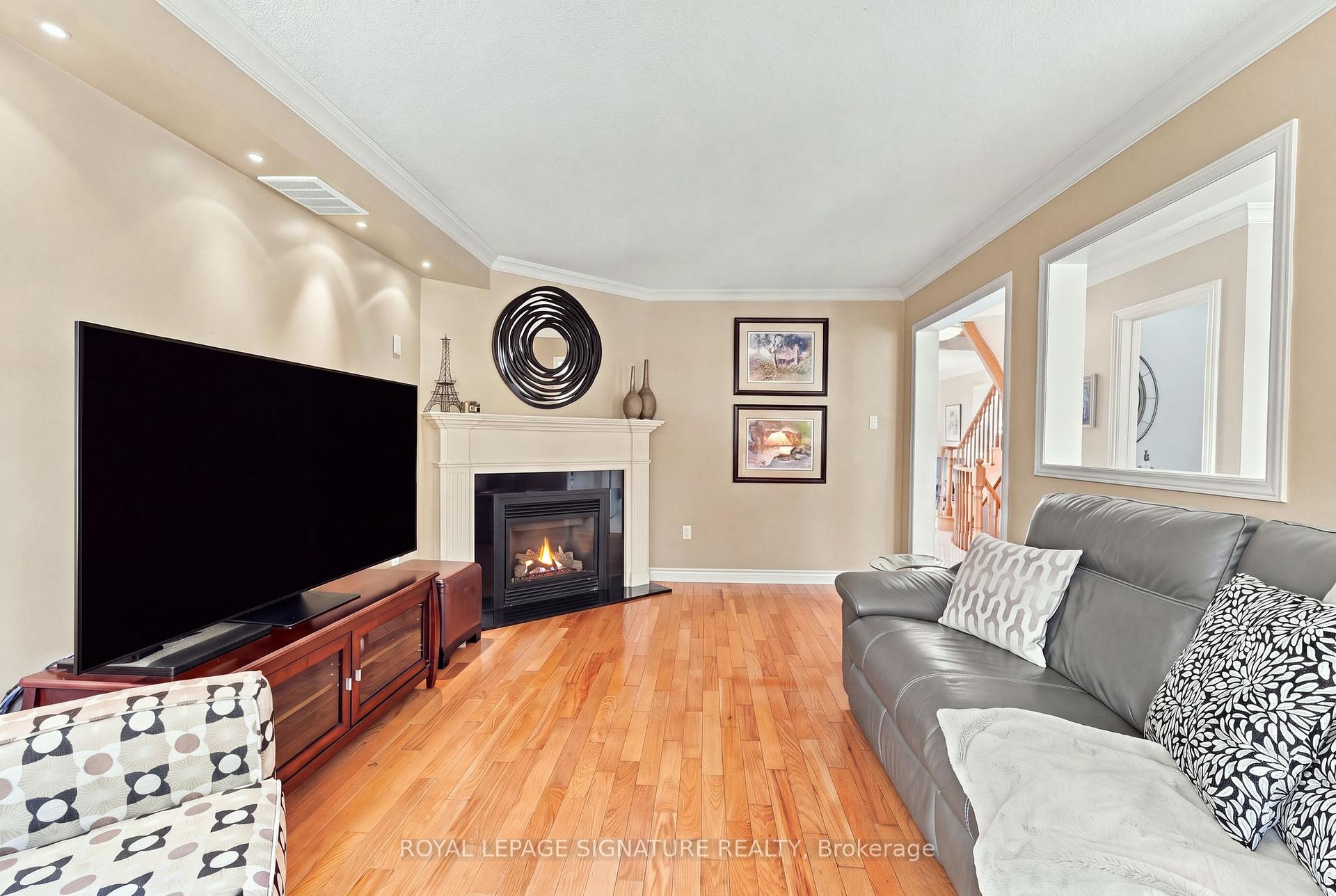 Photo 20 of 408 McCaffrey Road, Newmarket, Glenway Estates — HOMEH