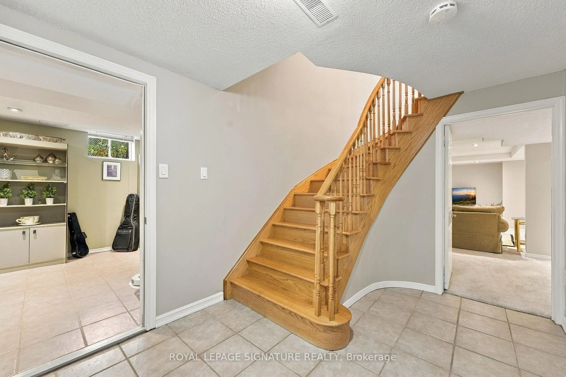 Photo 40 of 408 McCaffrey Road, Newmarket, Glenway Estates — HOMEH