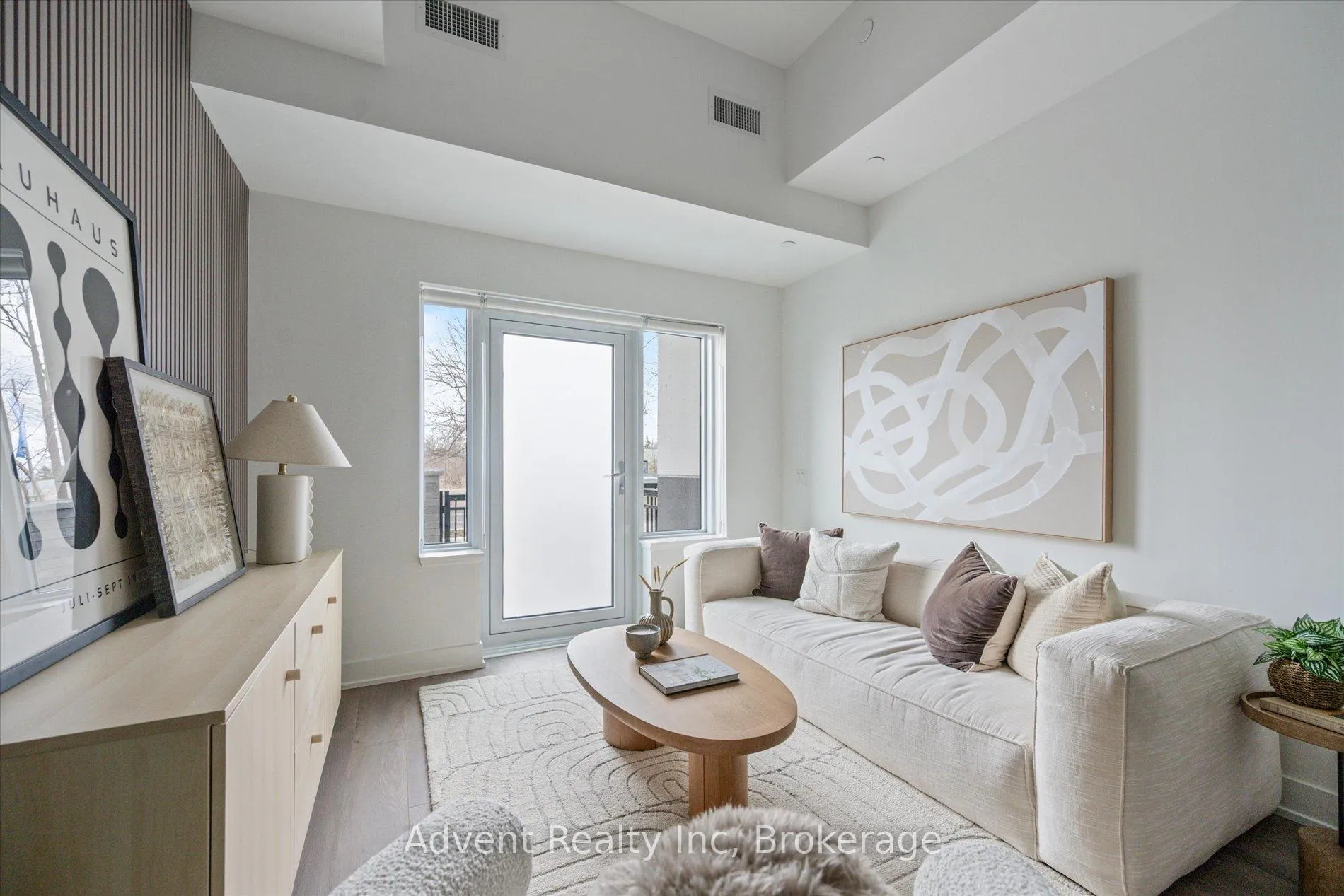 Photo 8 of Unit 132, 8 Cedarland Drive, Markham, Unionville — HOMEH