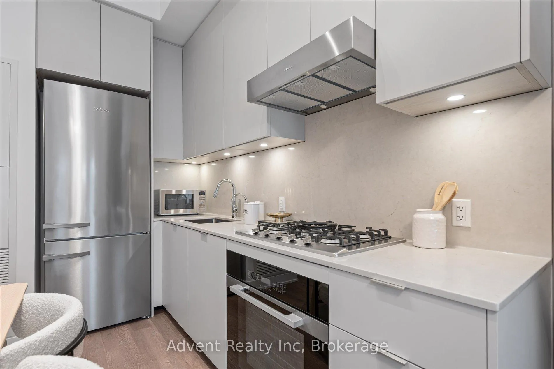 Photo 12 of Unit 132, 8 Cedarland Drive, Markham, Unionville — HOMEH