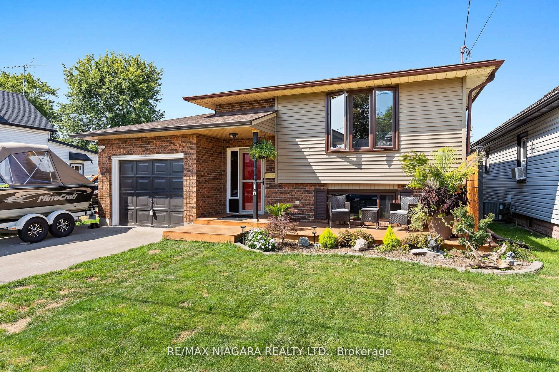 Photo 2 of 16 Harriett Street, Welland, Lincoln/Crowland — HOMEH