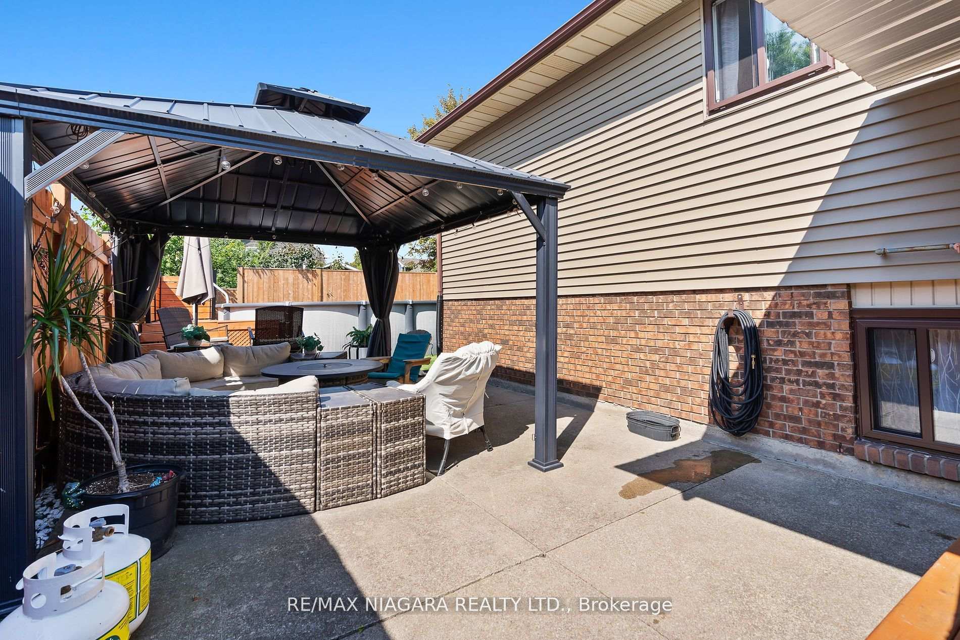 Photo 30 of 16 Harriett Street, Welland, Lincoln/Crowland — HOMEH