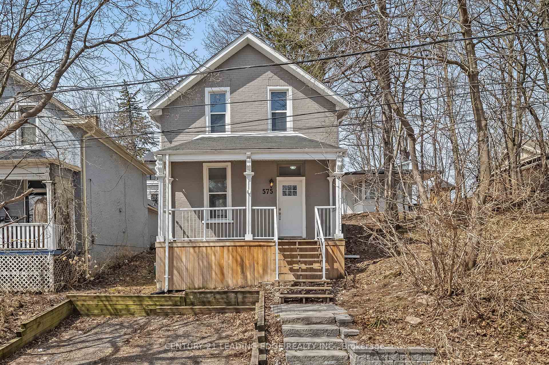 Photo 1 of 575 Stewart Street, Peterborough, Town Ward 3 — HOMEH