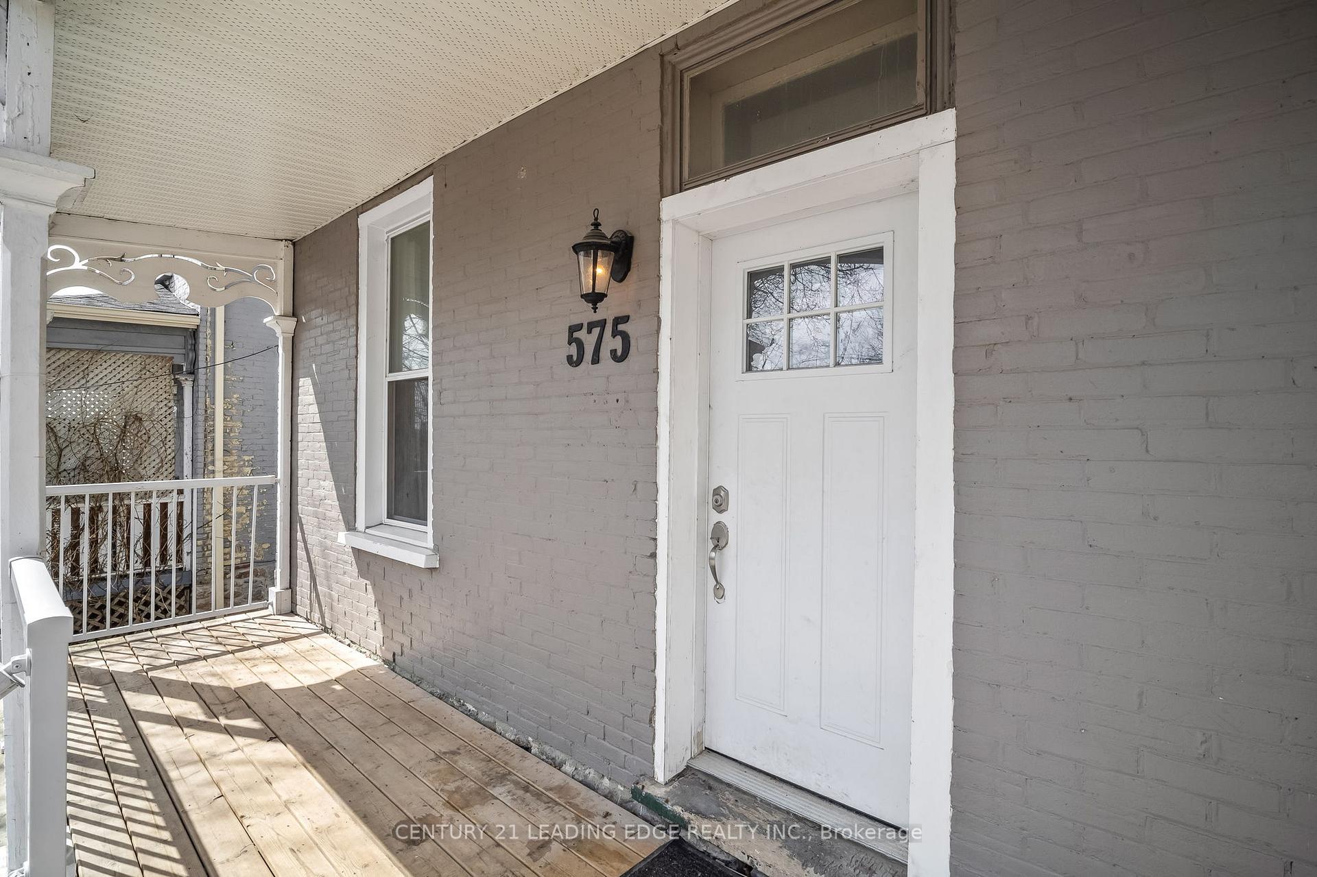 Photo 2 of 575 Stewart Street, Peterborough, Town Ward 3 — HOMEH