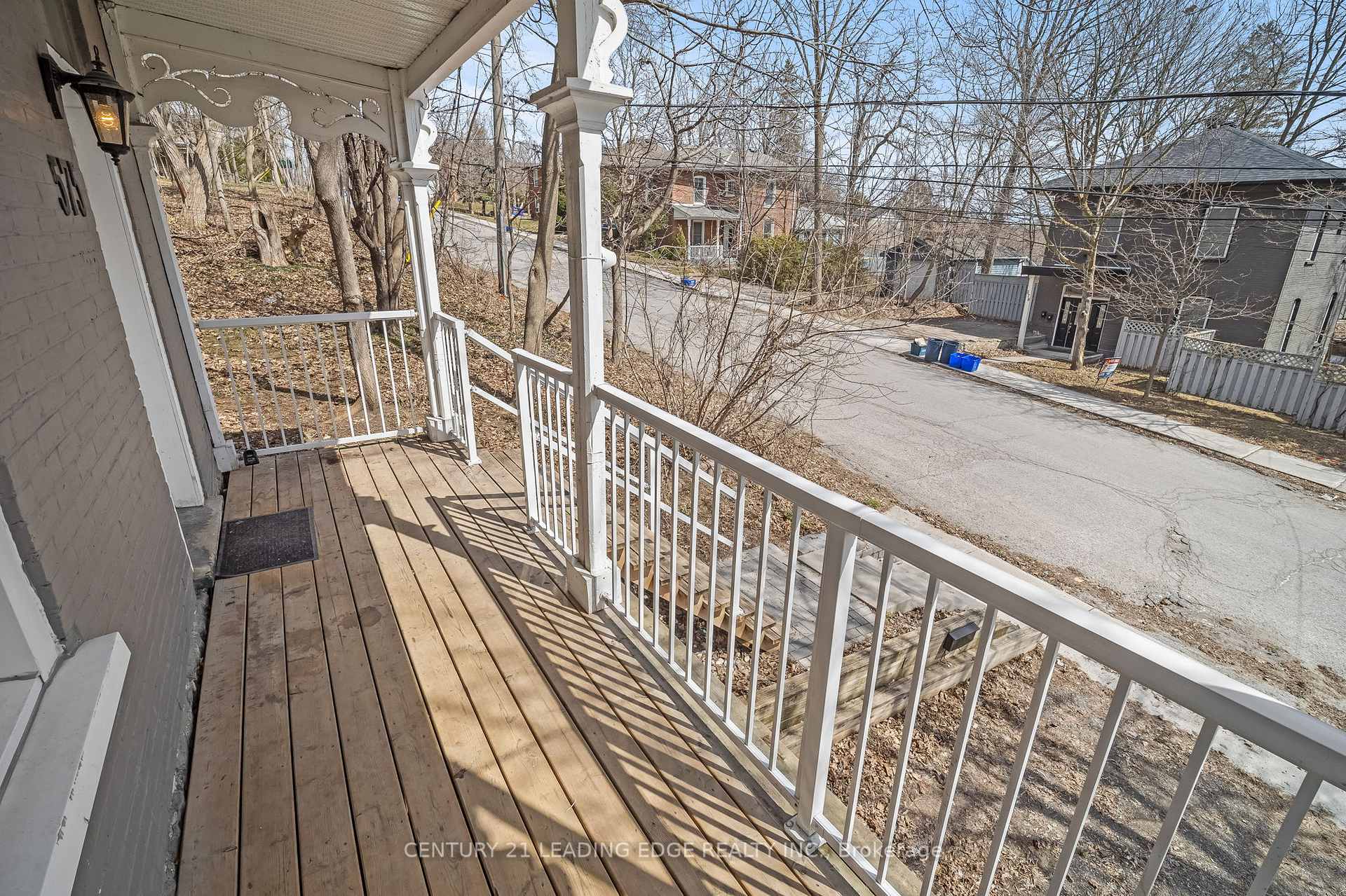 Photo 3 of 575 Stewart Street, Peterborough, Town Ward 3 — HOMEH