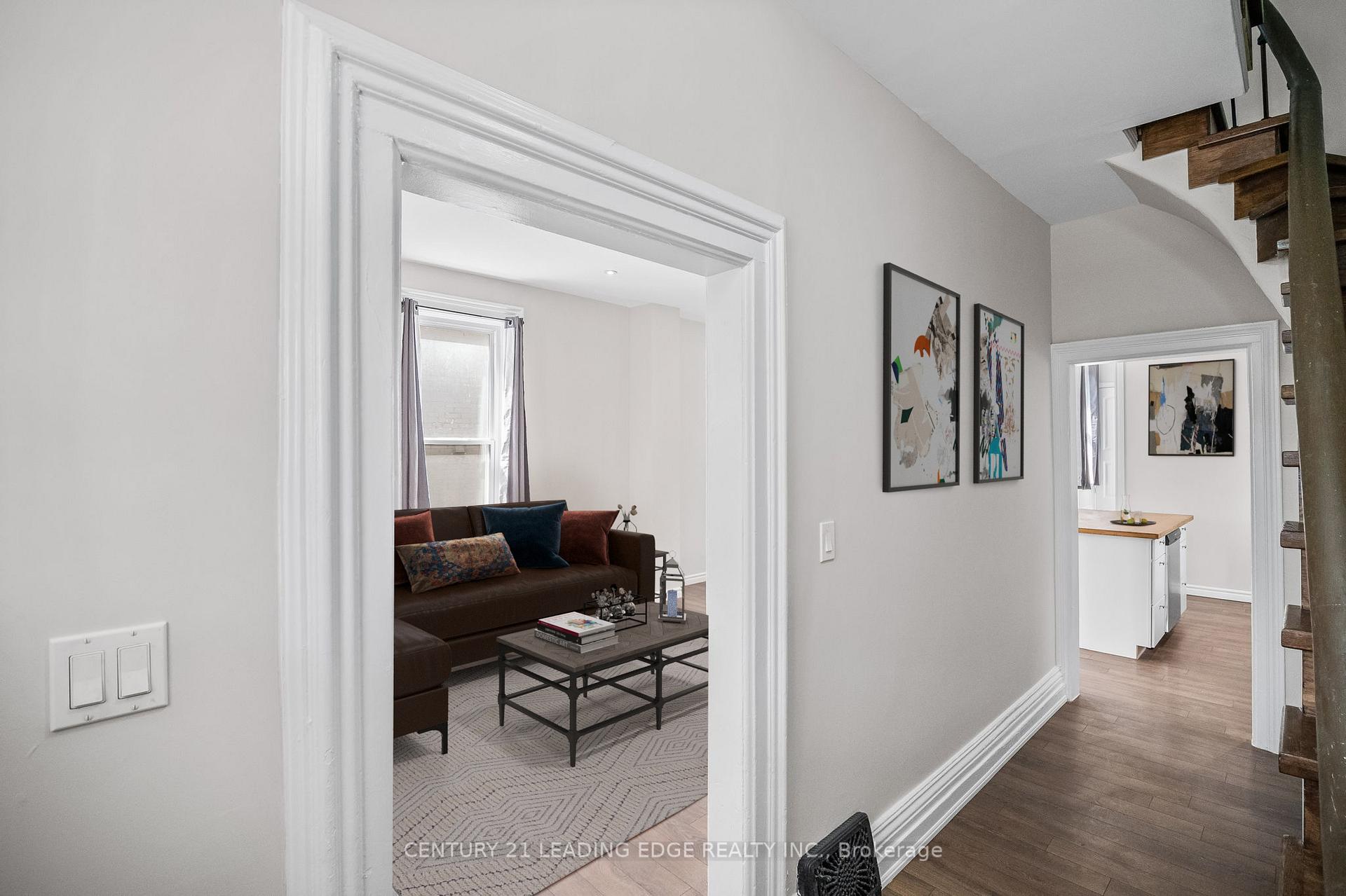 Photo 5 of 575 Stewart Street, Peterborough, Town Ward 3 — HOMEH