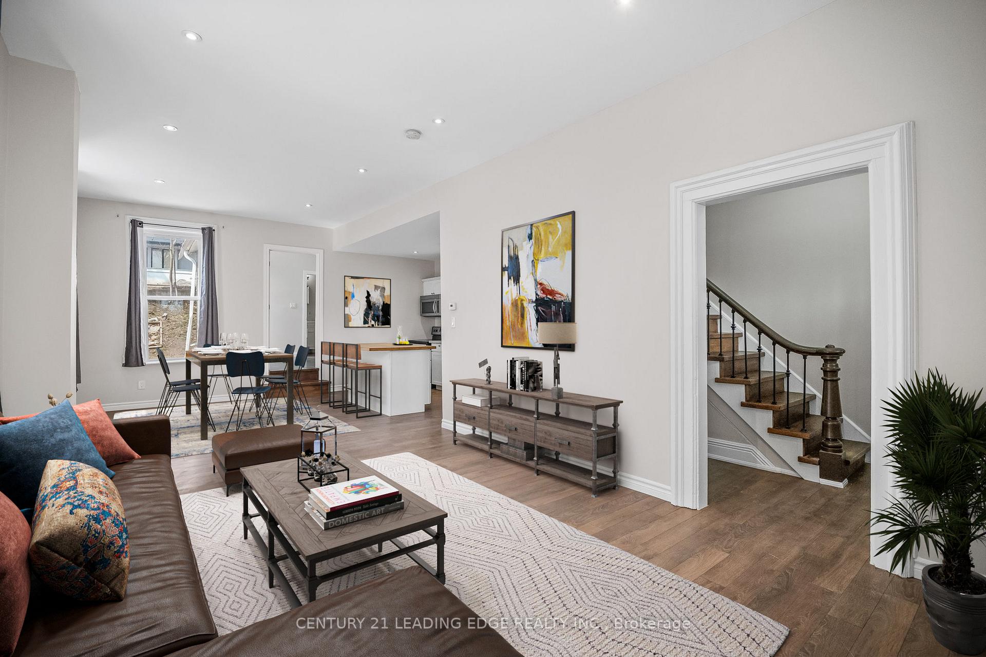 Photo 6 of 575 Stewart Street, Peterborough, Town Ward 3 — HOMEH