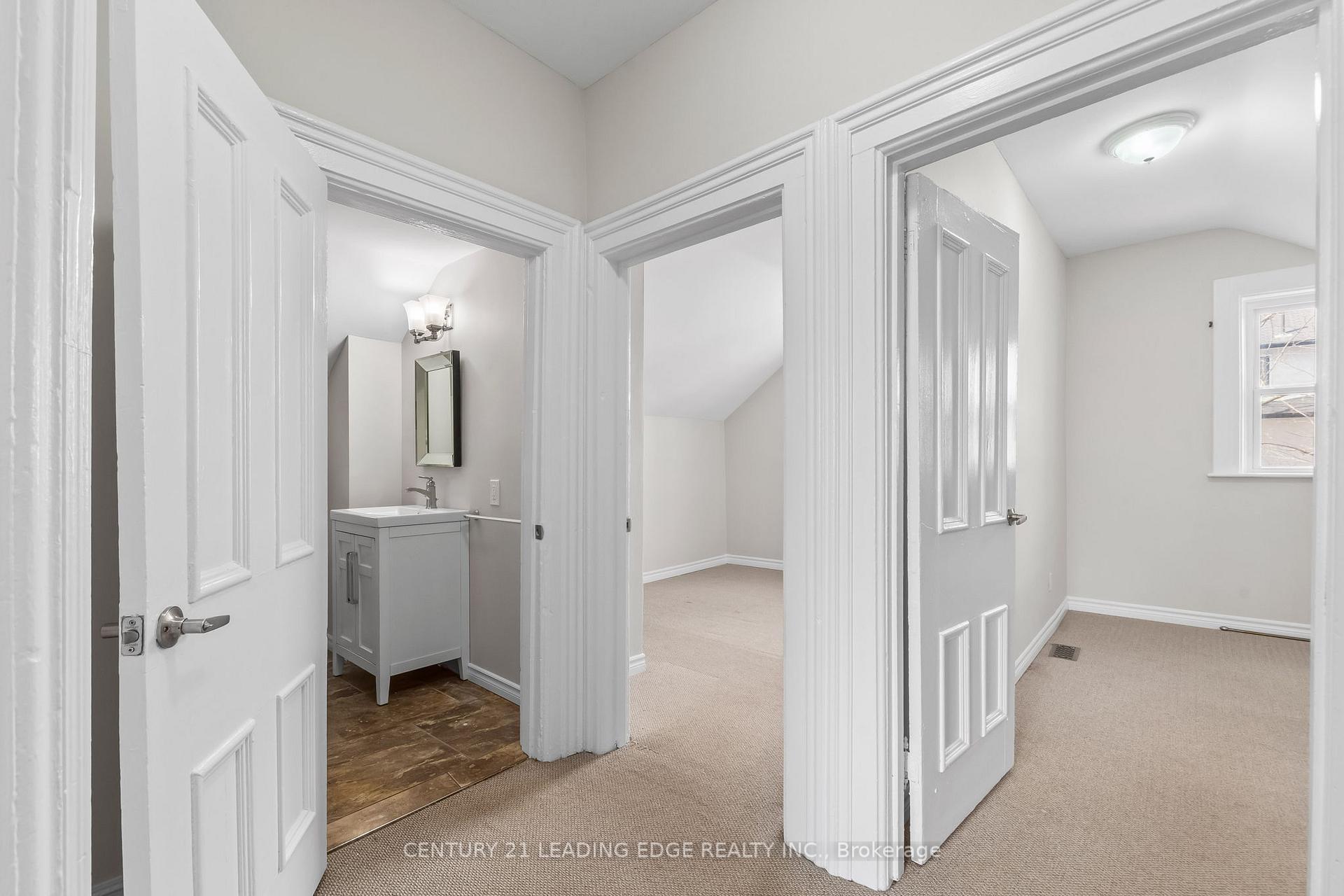 Photo 21 of 575 Stewart Street, Peterborough, Town Ward 3 — HOMEH
