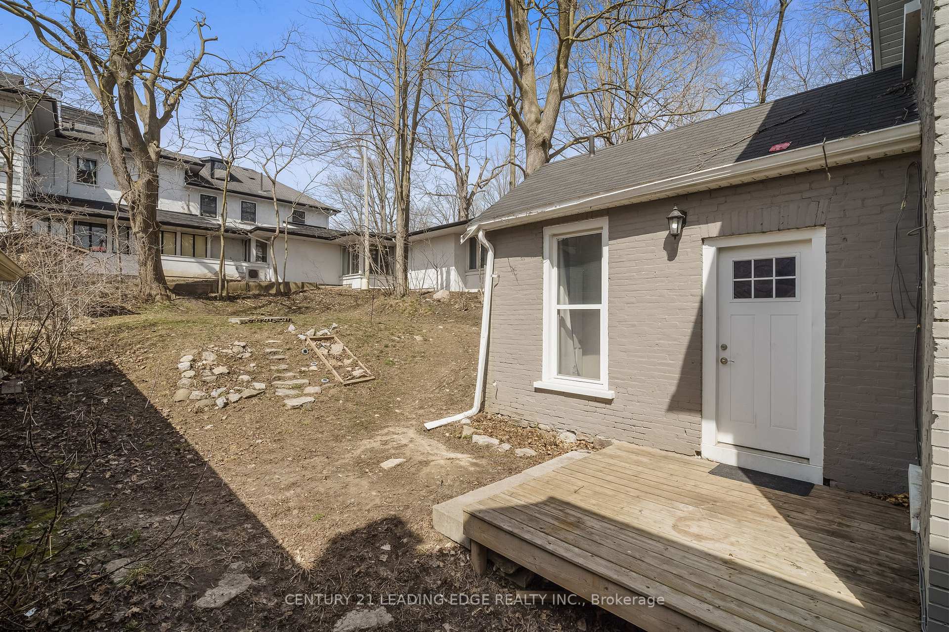 Photo 25 of 575 Stewart Street, Peterborough, Town Ward 3 — HOMEH