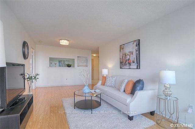 Photo 8 of Unit 1002, 11 Townsgate Drive, Vaughan, Crestwood-Springfarm-Yorkhill — HOMEH