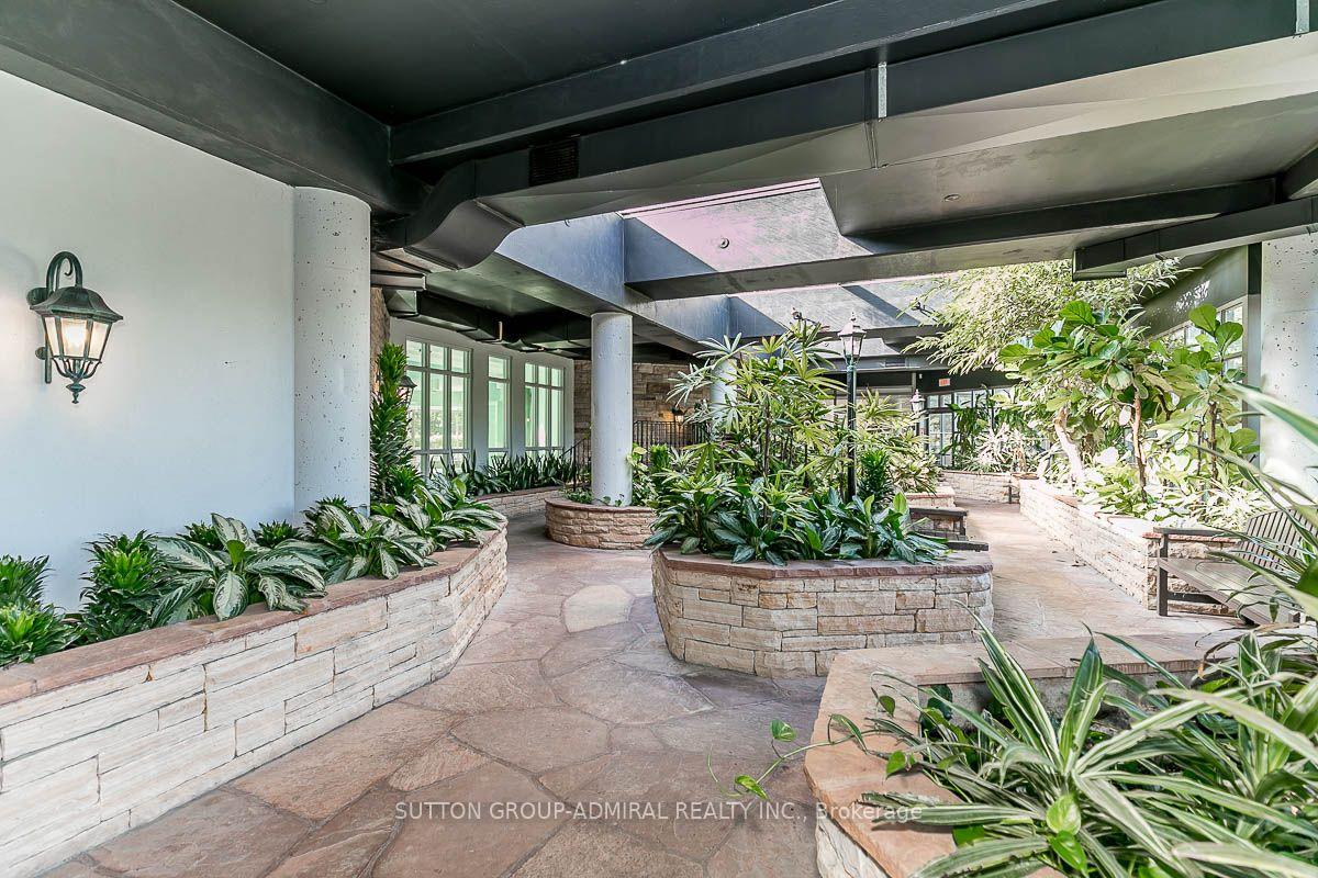 Photo 14 of Unit 1002, 11 Townsgate Drive, Vaughan, Crestwood-Springfarm-Yorkhill — HOMEH